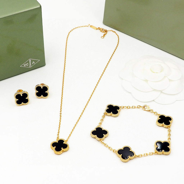 Van Cleef Arpels Necklace VCA Bracelet Jewelry V80298