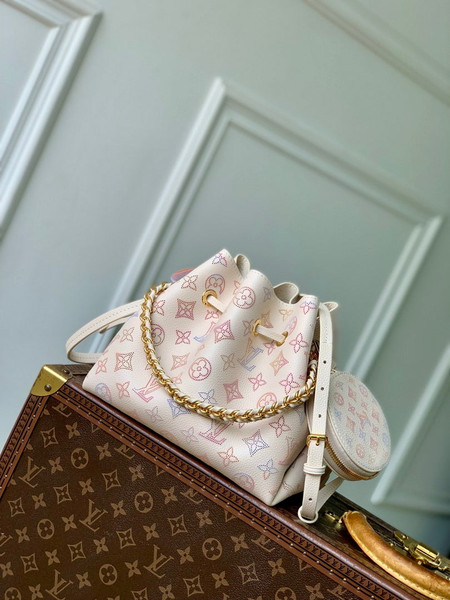 LV M15114 Louis Vuitton Bella Handbag Dream Cream