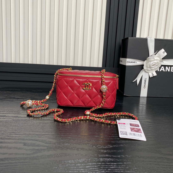 Chanel AP4285 Clutch Pearl with Chain Vanity Box bag Red