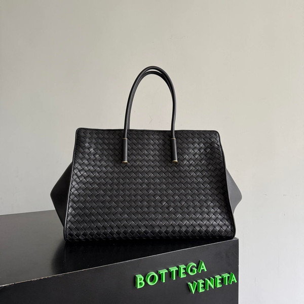 Bottega Veneta BV 868327 Barbara Tote BV92305