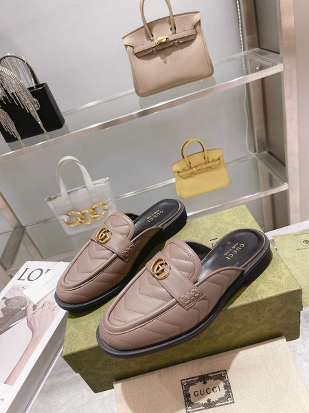 Gucci 670400 Women's slipper with Double G G80347