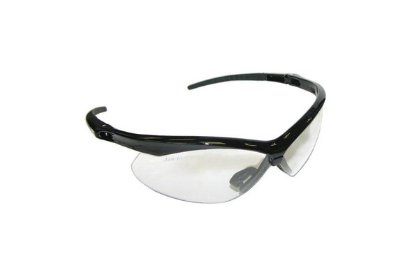 High performance safety glasses with anti-fog coating