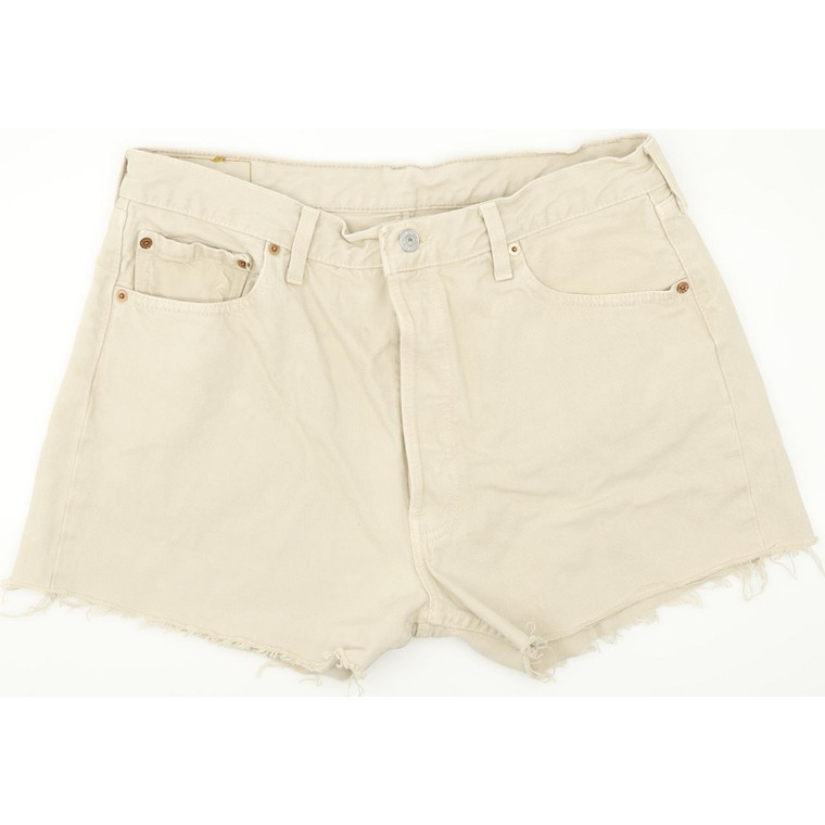 Levi's 501 Hot Pants W33 L13 Denim Shorts in Very good used condition. Fast & Free UK Delivery. Buy with confidence from Fabb Fashion. image 1