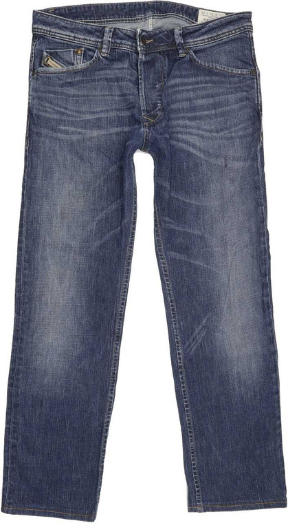 Diesel Darron Straight Regular W32 L28 Jeans in Good used conditionplease note the legs have been shortened to 28". Fast & Free UK Delivery. Buy with confidence from Fabb Fashion. image 1