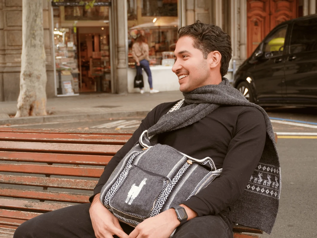 Why Alpaca Scarves Are a Strong Wholesale Product for Ethical Retailers