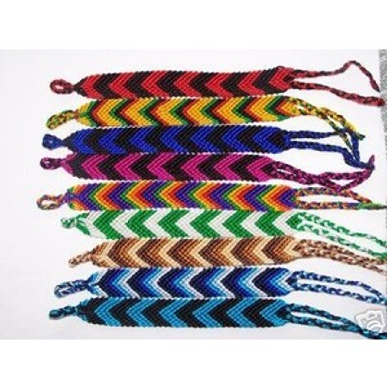 Reply to @.official_nayeon heres aquick chevron friendship bracelet tu... |  TikTok