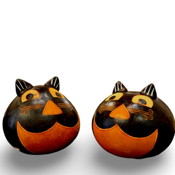 Gourd Carved Cat Ornaments Made from Natural Gourds