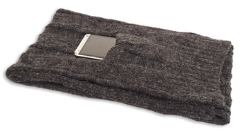 Chunky Scarf Cable Knit 100 % alpaca with Pockets 10" x 72" Chunky Scarf Cable Knit 100 % alpaca with Pockets 10" x 72"