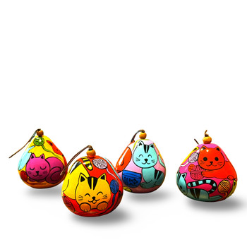 Cats Gourd Ornaments Add a Spark of vVbrant Colors on a Christmas Tree