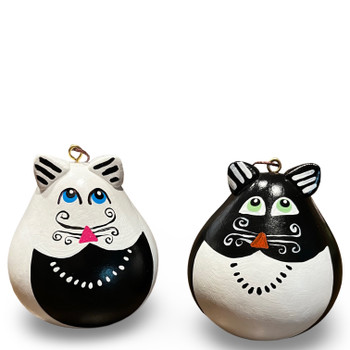 Cats - Gourd Ornament Hand Carved and Burned Cats - Gourd Ornament Hand Carved and Burned
