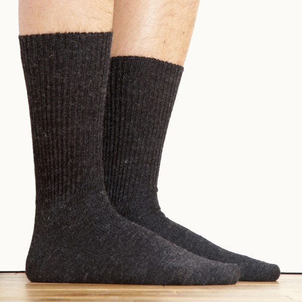 Alpaca Crew Socks Unisex Size Black