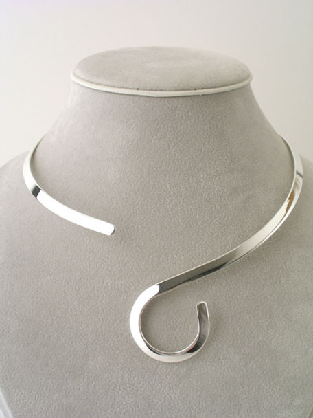 Omega Choker Alpaca Silver Fine Smooth Finish