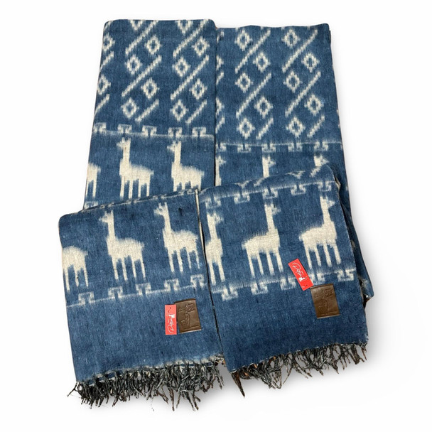 Llama Design Alpaca Wool Blanket