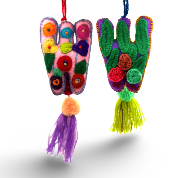 W Letter Alphabet Ornament Embellishment Wool Felt Embroidered