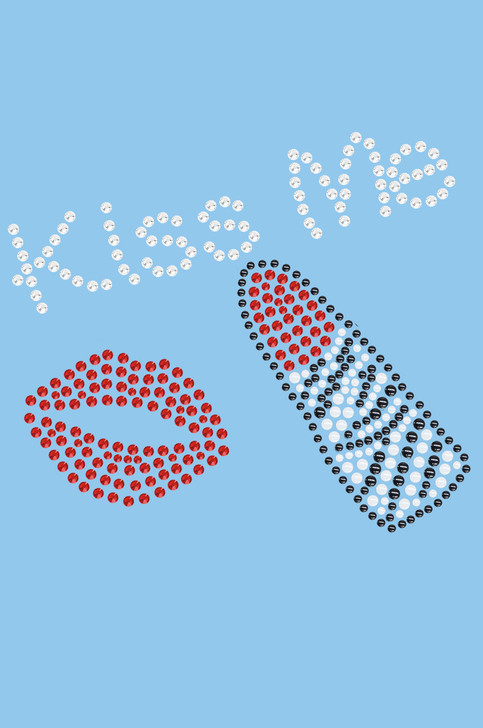 Kiss Me - Lips and Lipstick - Women's T-shirt