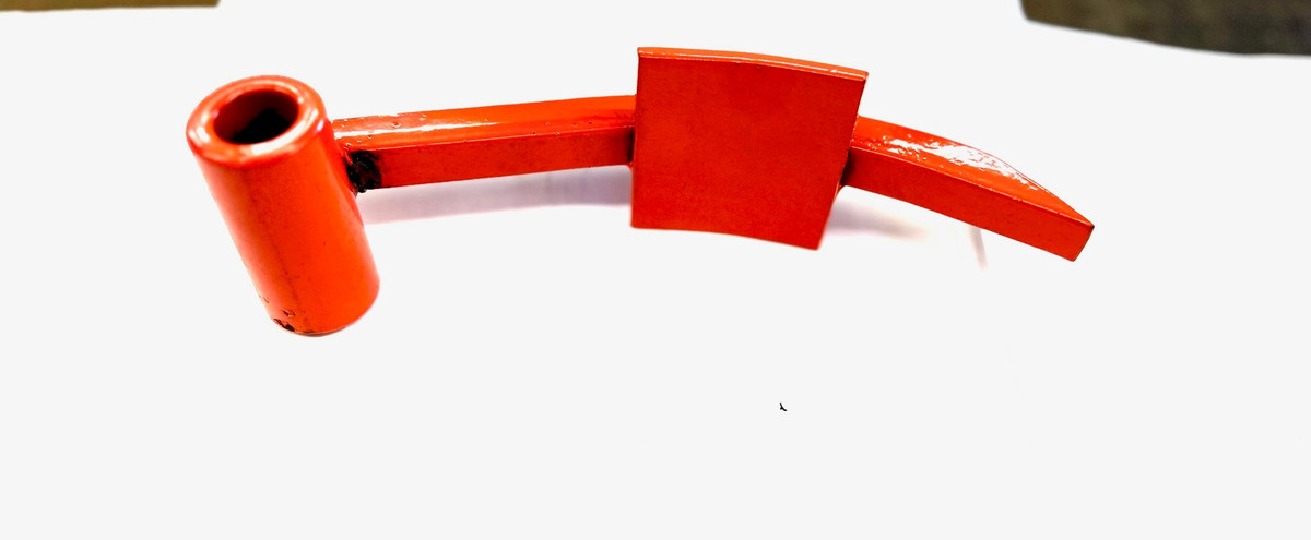 Chain Adjuster - FLB

Fits:

WAC Models FLB Rotary Tillers