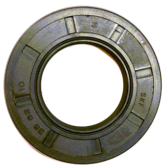 Oil Seal 35 x 62 x 10 PP 

Replaces:

Bush Hog® #50047509

John Deere® # LVU14900

FarmTrac #SI00160

BobCat® #7001152

First Choice #BAB-6203562

Kioti® #KT-6203562
