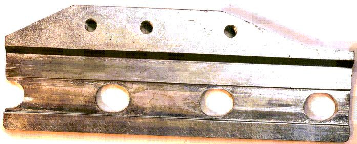 Lower Internal Guide for Model FSBM-BFS Sickle Bar Mower (18032526)

Fits:

Farm-Maxx Models FSBM Sickle Bar Mowers

Enorossi Models BF/BFS  Sickle Bar Mowers

Befco Models BSB-005/BSB-006/BSB-007 Sickle Bar Mowers

Farm-King Models RSB6/RSB7/RSB9 Sickle Bar Mowers