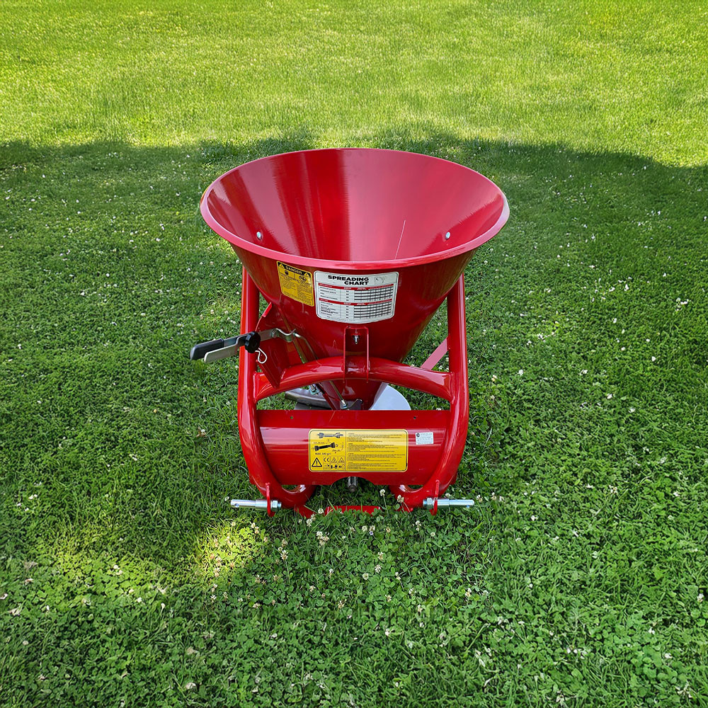 Farm-Maxx SP-500 PTO Spin Spreader – 3-Point Tractor Mounted, 1027 lb Steel Hopper