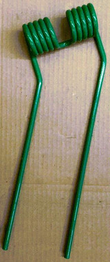 Hay Tedder Tine Spring, Right Hand (GREEN) 

Fits:

Farm-Maxx Model FHT-280 Hay Tedder

Morra Model MH2L Hay Tedders

Replaces:

Morra #575025