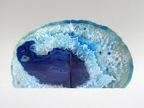 Front View. Ideal bookend. Attractive set with exquisite beauty.