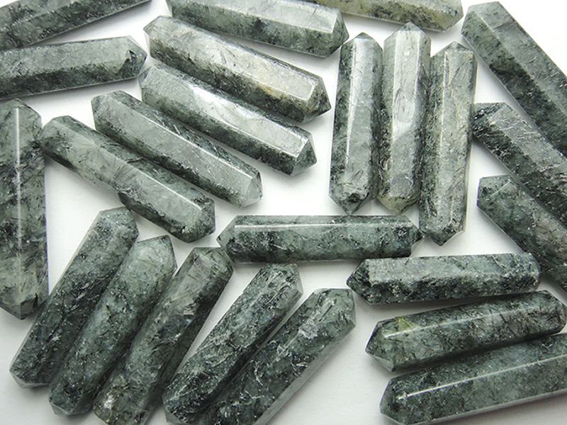 Double Point - Quartz Jade