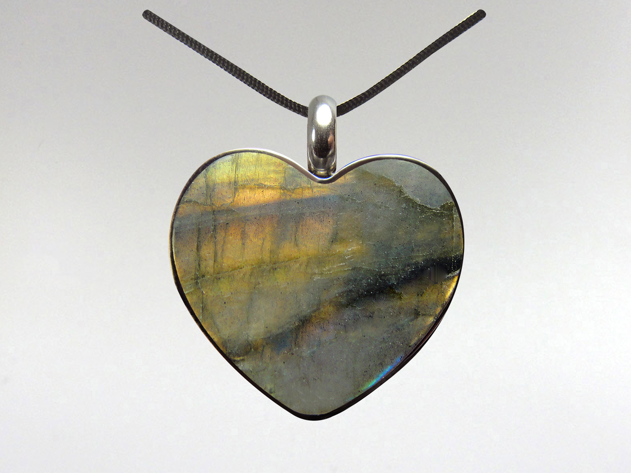 Heart Pendant - Labradorite