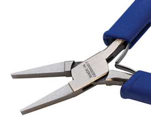 Plier Flat Nose Ergonomic (German) Plier Flat Nose Ergonomic (German)