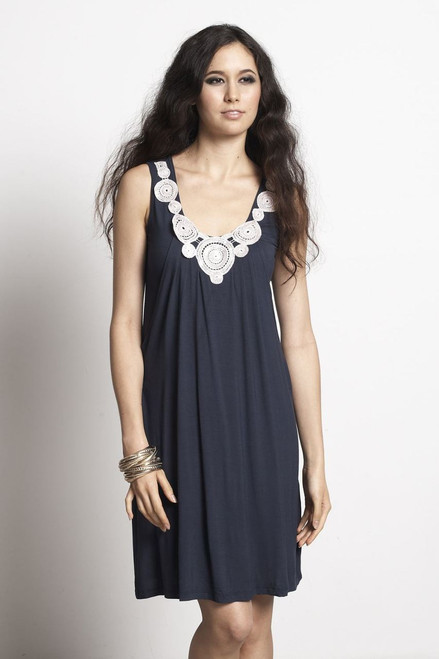 Mothers En Vogue Zahra Applique Nursing Dress, Eclipse Blue Mothers En Vogue Zahra Applique Nursing Dress, Eclipse Blue