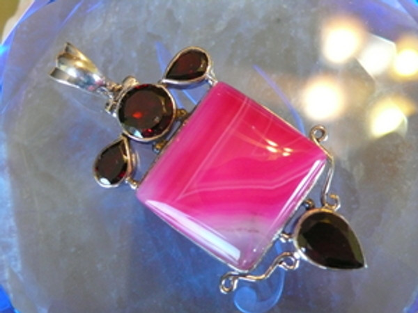 PINK LACE AGATE GARNET Sterling Silver Pendant