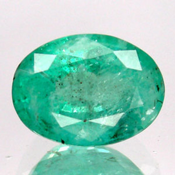 3.45 carat NATURAL GREEN EMERALD COLOMBIA