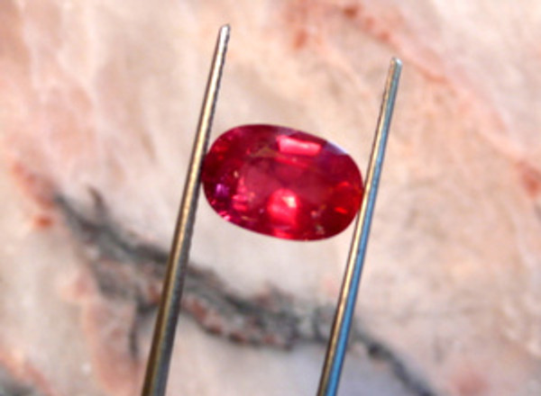 3.42 carat NATURAL RED SAPPHIRE UNTREATED
