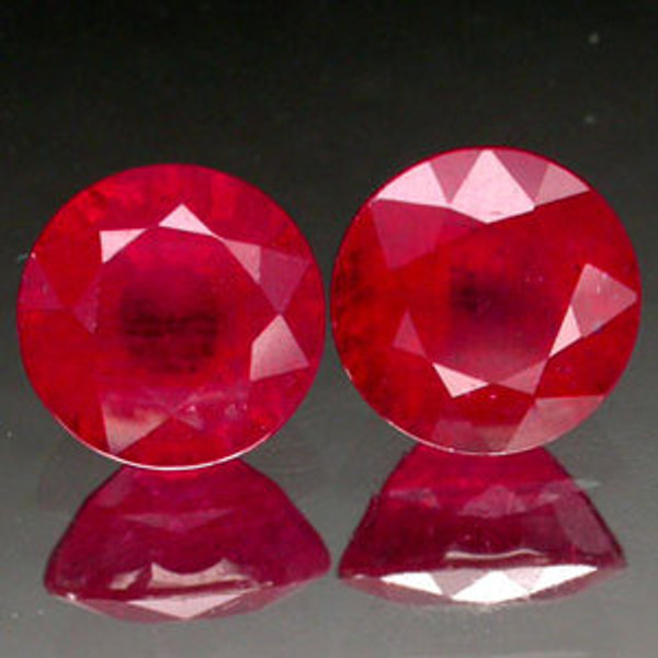 3.47 carat Matched Pair Top Blood Red Ruby 7mm