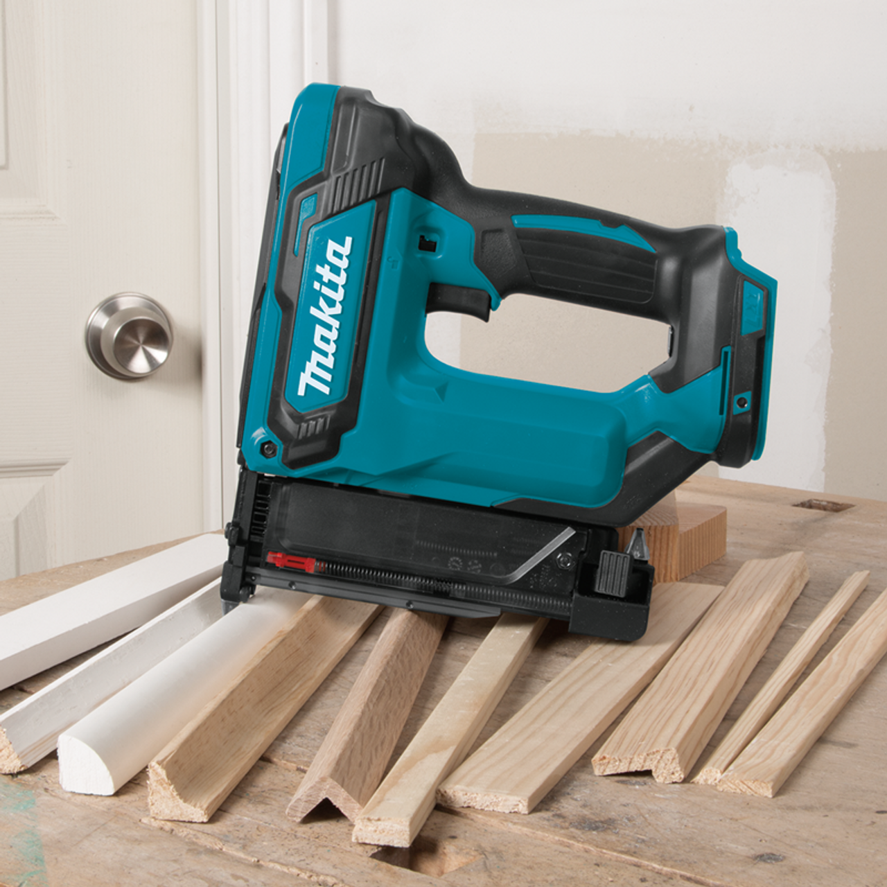 18V LXT? Lithium-Ion Cordless 1-3/8" Pin Nailer, 23 Ga., Tool Only, Contact trigger, XTP02Z