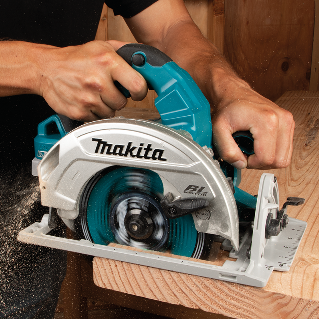 Makita XPS01Z 36V (18V X2) LXT Brushless 6-1 2" Plunge Circular Saw, Tool Only - 2