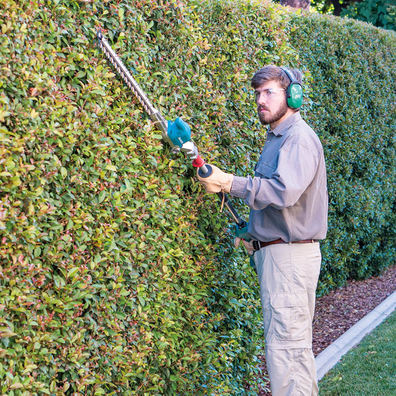18V LXT? Lithium-Ion Brushless Cordless 20" Articulating Pole Hedge Trimmer, Tool Only, XNU01Z