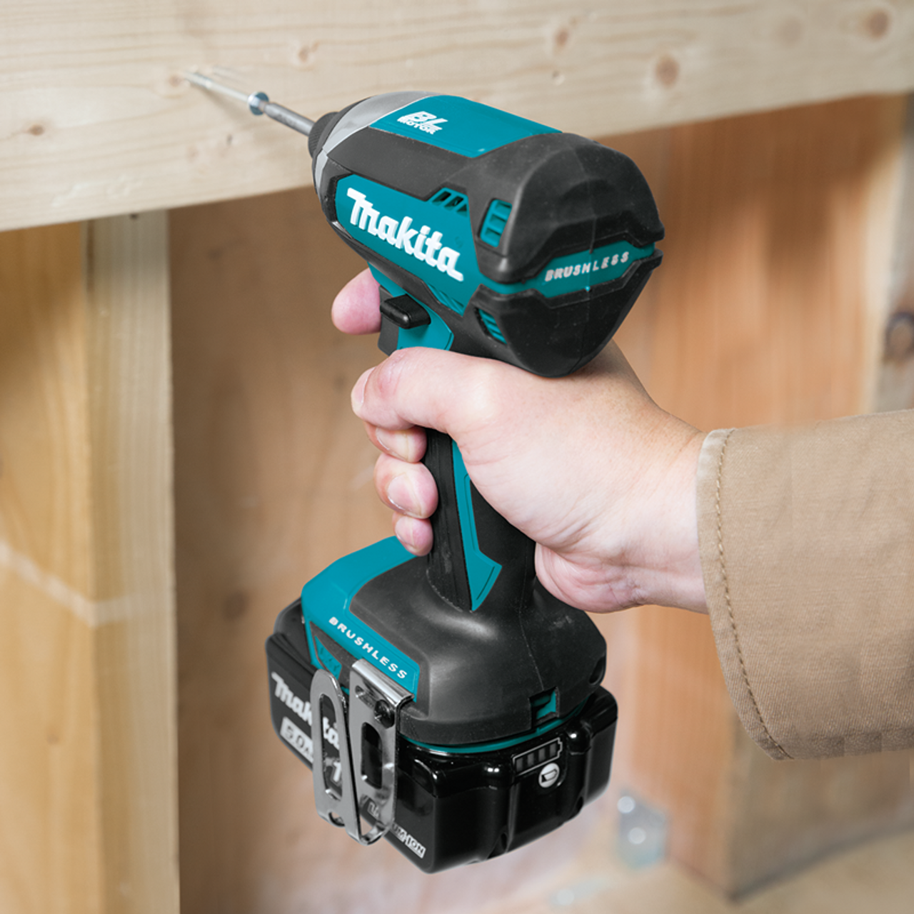 18V LXT? Lithium-Ion Brushless Cordless Impact Driver Kit (5.0Ah), Compact  design, XDT13T