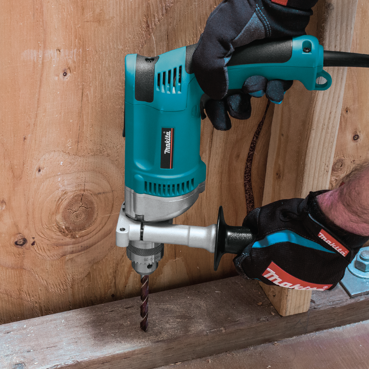Image of Makita DP4002 drill on eBay website