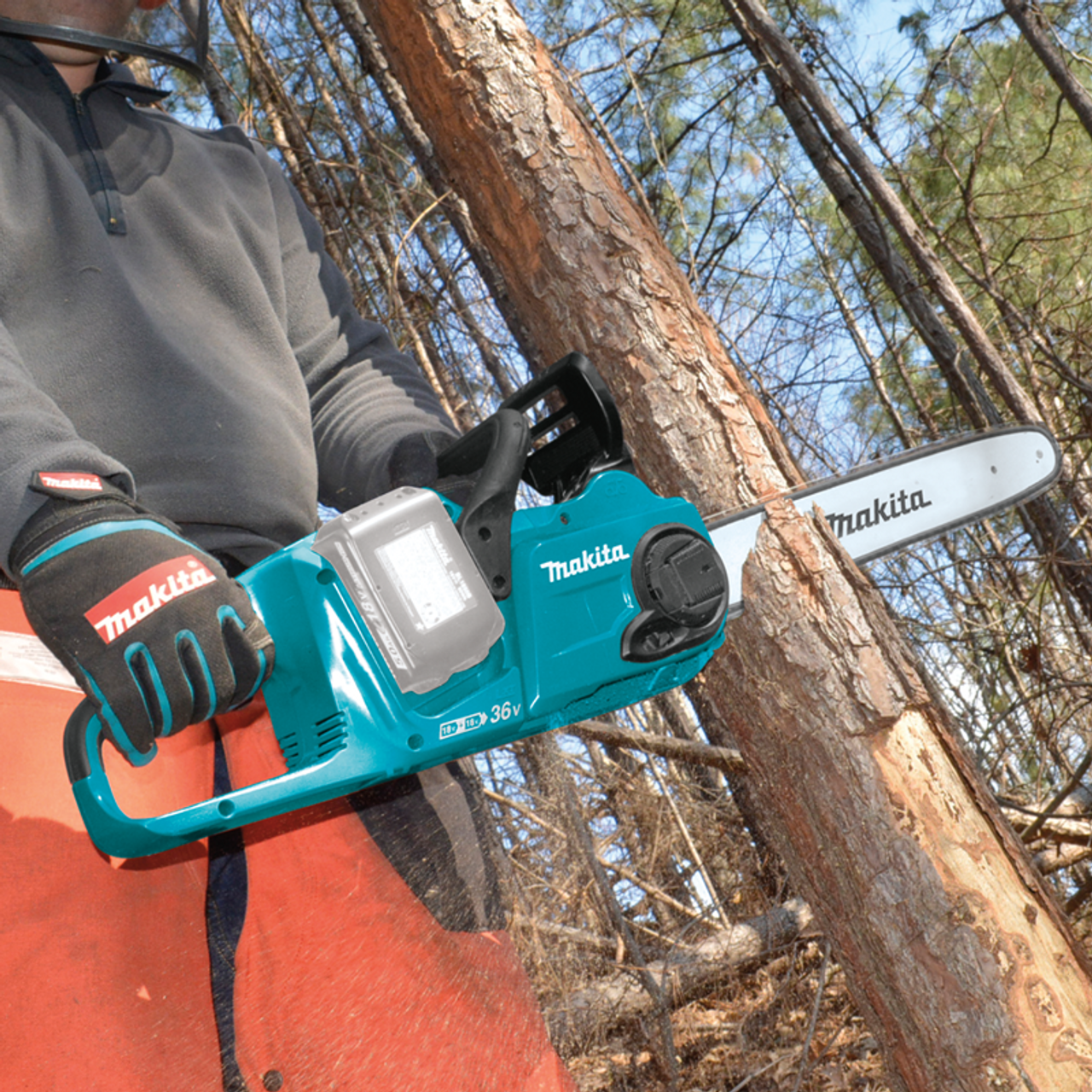 36V (18V X2) LXT? Brushless 16" Chain Saw, Tool Only, Makita-built outer rotor, XCU04Z