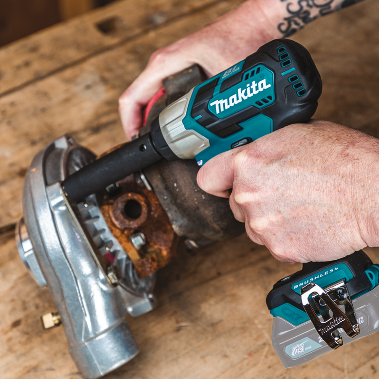 12V max CXT? Lithium-Ion Brushless Cordless 1/2