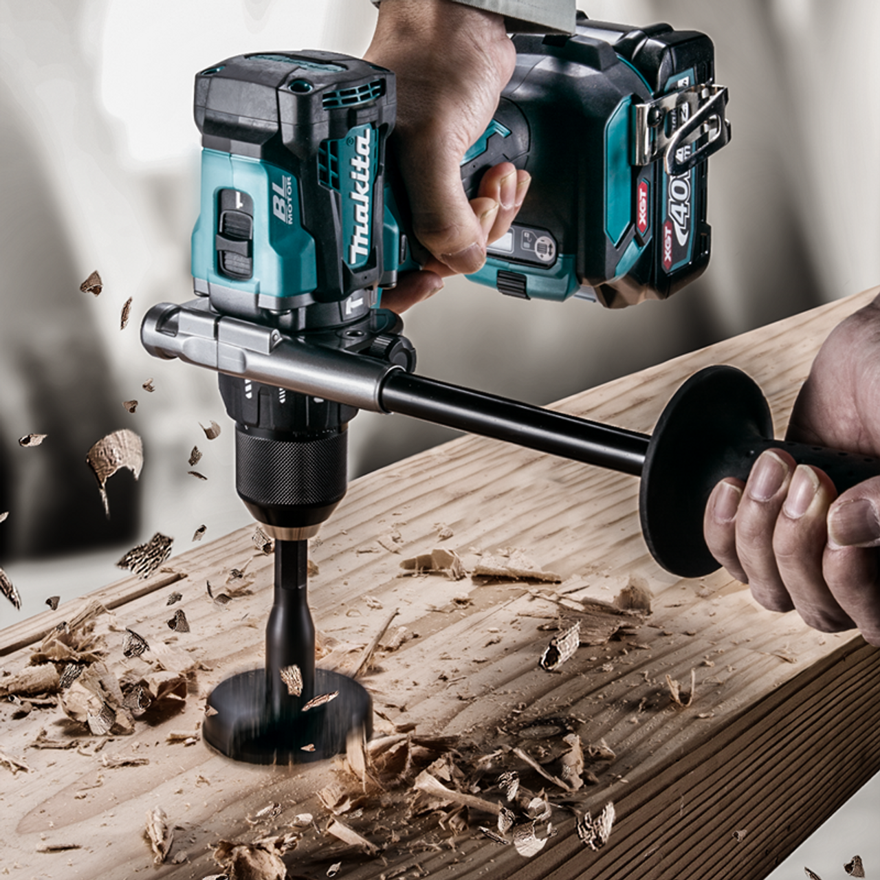 Makita GT400M1D1 40V Max XGT Brushless Lithium-Ion 7-1/4 in. Cordless Circular Saw 4-Tool Combo Kit (2.5 Ah/4 Ah)