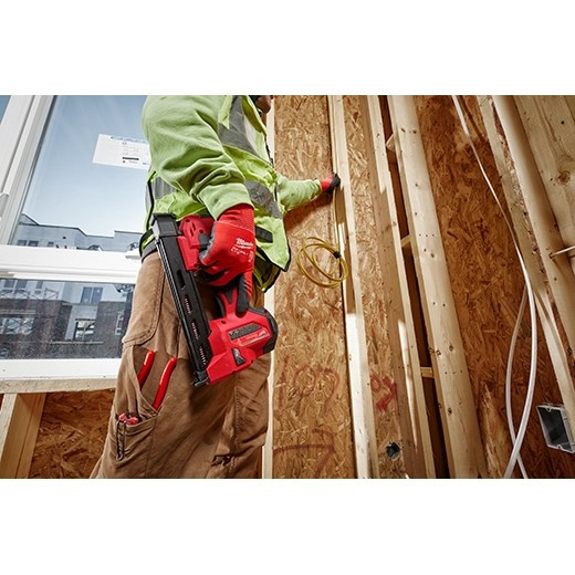Milwaukee M12™ Cable Stapler Kit 2448-21