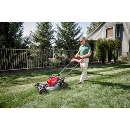 Milwaukee M18 FUEL™ 21" Self-Propelled Dual Battery Mower Kit 2823-22HD