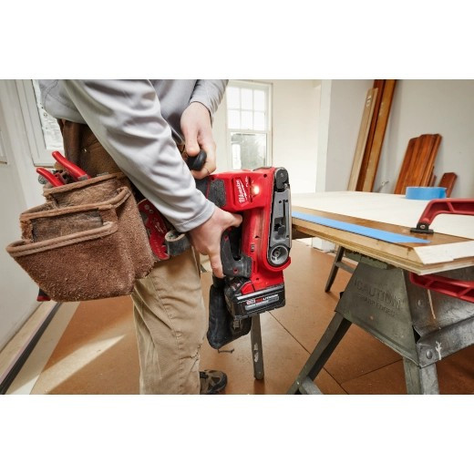 Milwaukee M18 FUEL™ 3"x18" Belt Sander 2832-20