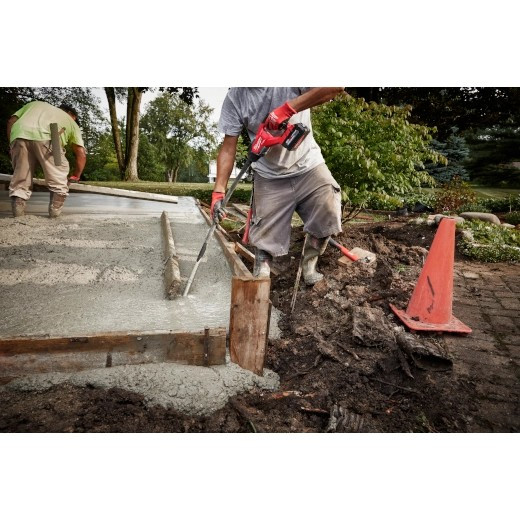 Milwaukee M18 FUEL™ 4' Concrete Pencil Vibrator Kit 2910-21