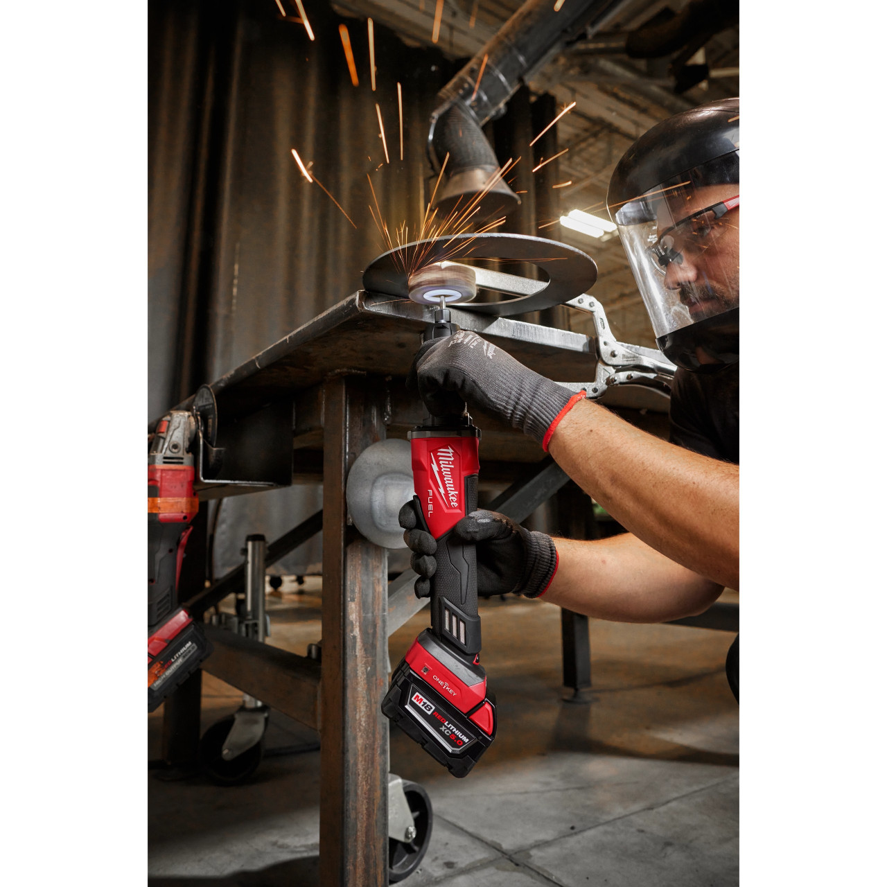 Milwaukee M18 FUEL™ Variable Speed, Braking Die Grinder, Paddle Switch w/ ONE-KEY™ 2984-20