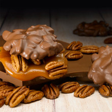 Longhorns Gift Box - Pecan, Milk Chocolate, Caramel 36oz - Pack of 4