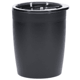 A black coffee mug with a lid and a slot for a straw, featuring a branding logo.