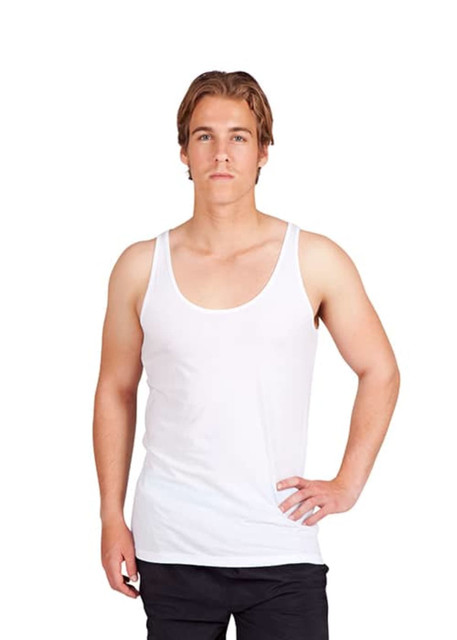 A white men's singlet with a classic American style, featuring a fitted cut. The model poses confidently.