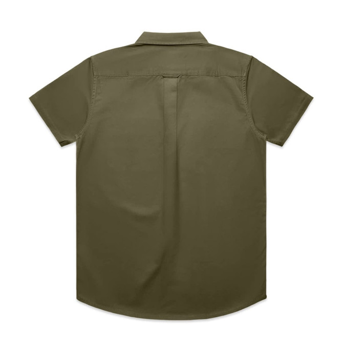 A short-sleeved work shirt in olive green, featuring a back pleat and a collar. It has a logo on the side.